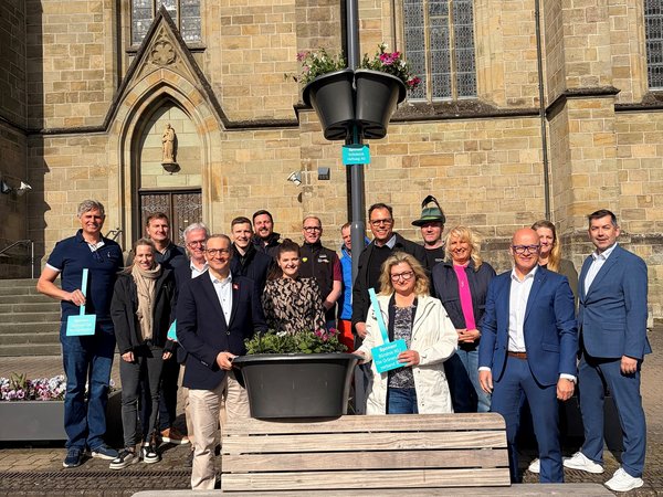 Blumenampel in der Stadt Warstein Saison 2026