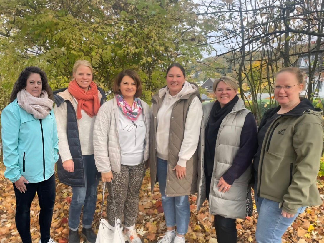 Gruppenfoto der 6 Elternbeirat-Mütter 