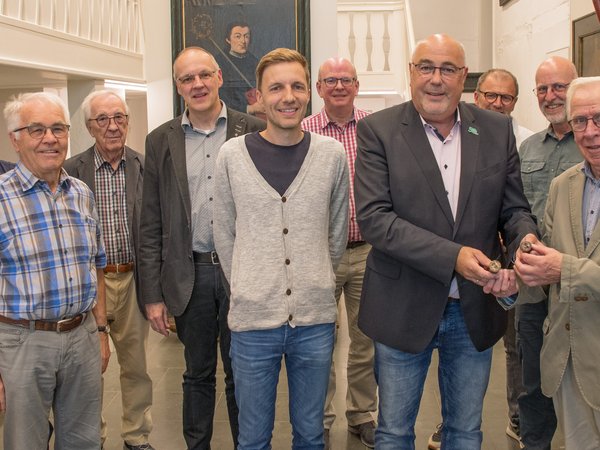 Übergabe der Siegelstempel der Stadt Belecke an das Stadtmuseum Schatzkammer Propstei Belecke: 
