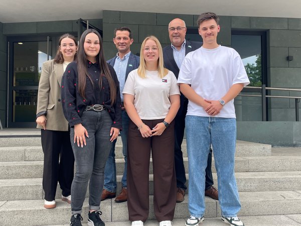 Ausbildung bei der Stadt Warstein erfolgreich beendet: