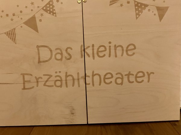 Lese- und Bastelzeit in der Stadtbücherei: 