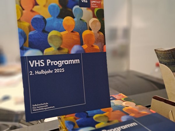 Neue VHS-Programmhefte sind da 