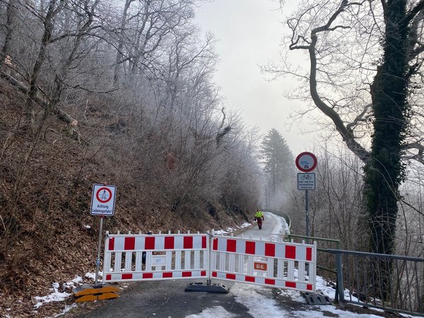 Dringende Arbeiten mit großen Maschinen