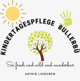 Logo der Einrichtung: Schriftzug daneben gemalt Sonne, Baum und Handabdruck