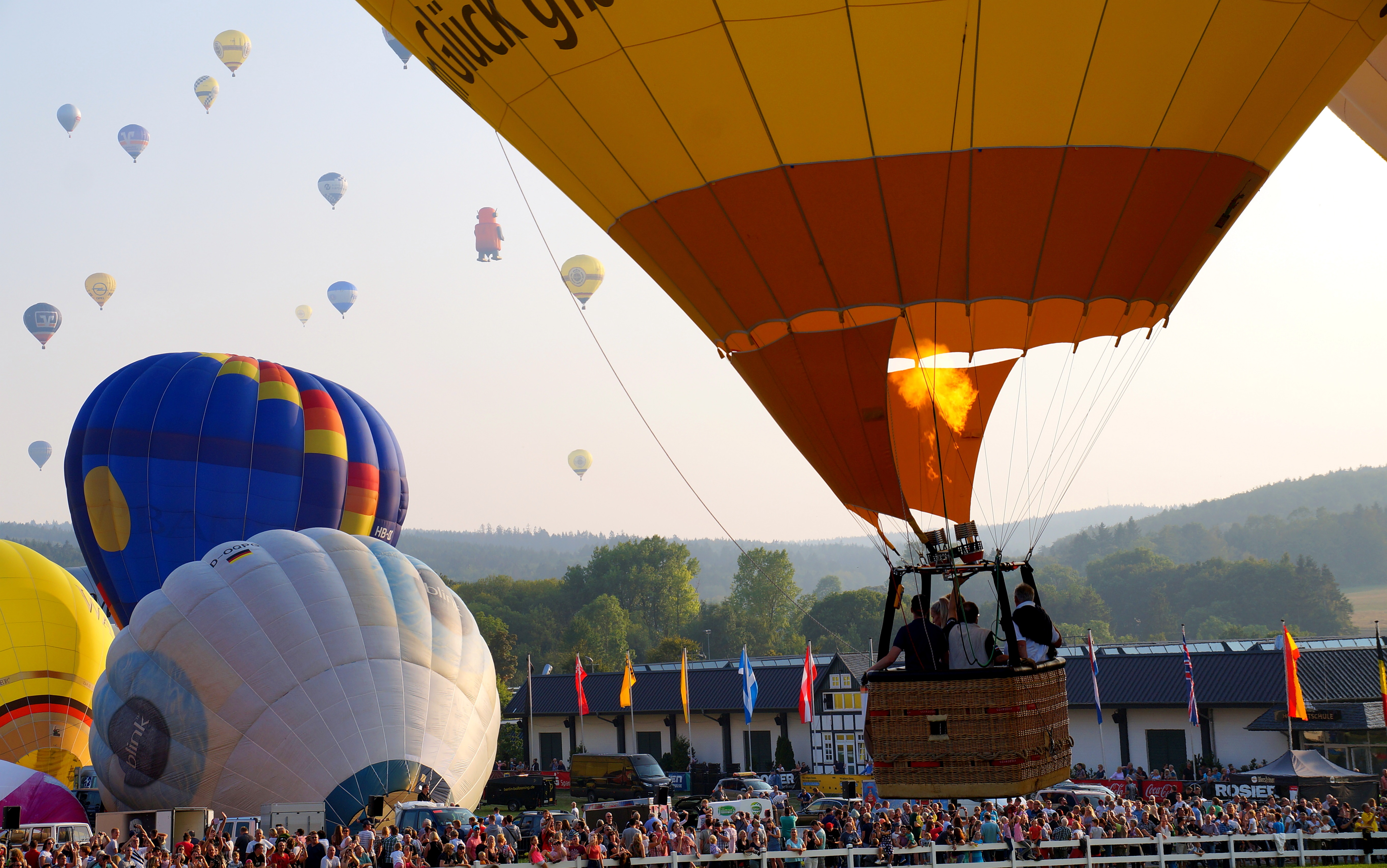 Heißluftballonfahrt für zwei Personen zu gewinnen!