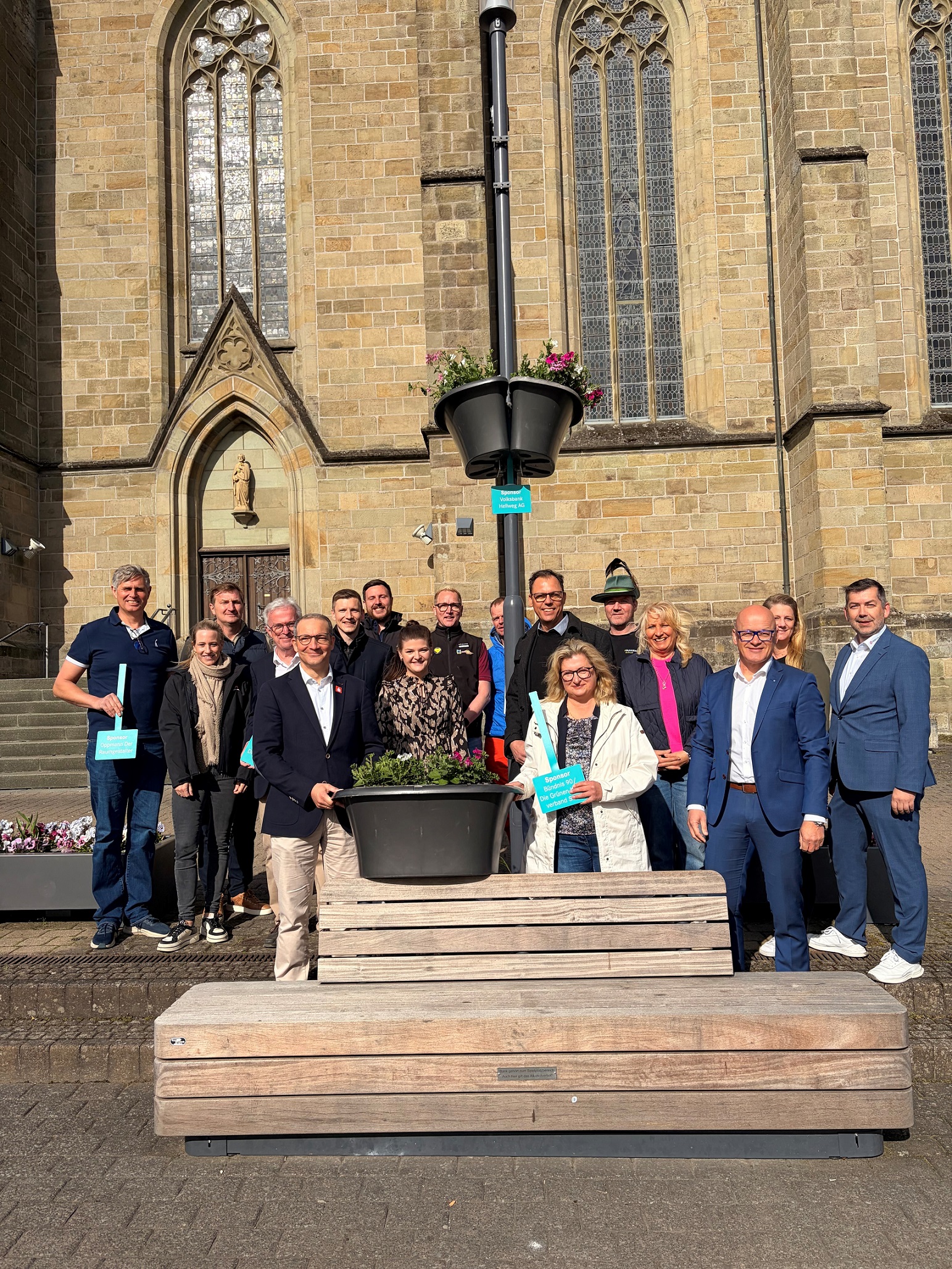 Blumenampel in der Stadt Warstein Saison 2026