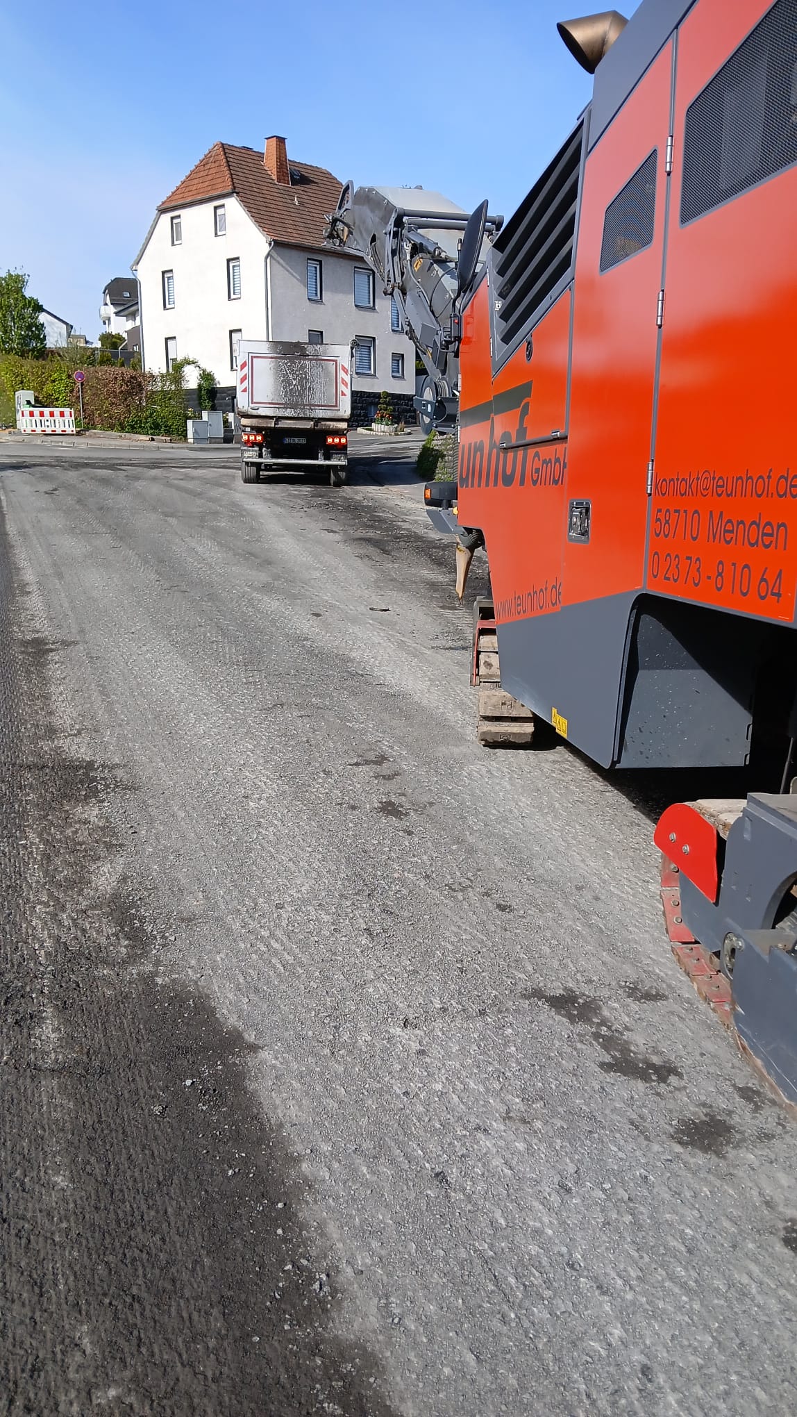 Asphaltarbeiten im Sellerweg 