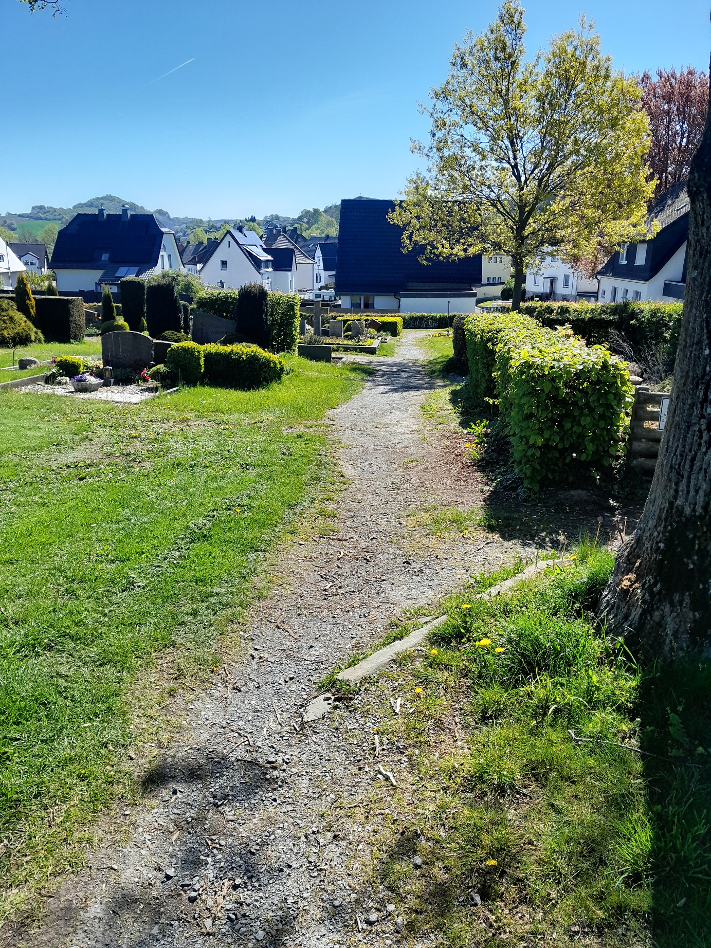Wegeneubau auf dem Warsteiner Friedhof