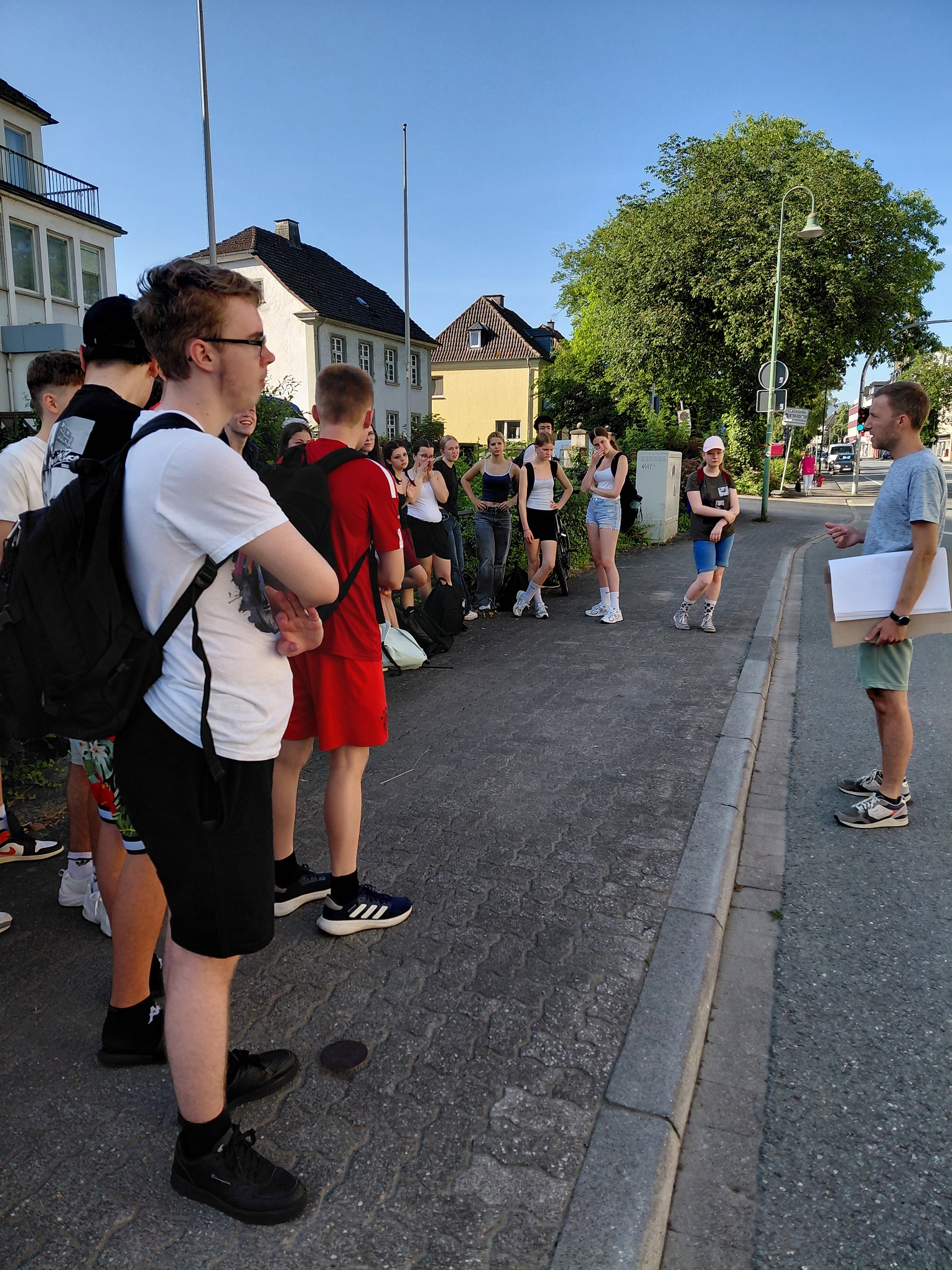 Spuren der Vergangenheit in der eigenen Stadt finden: