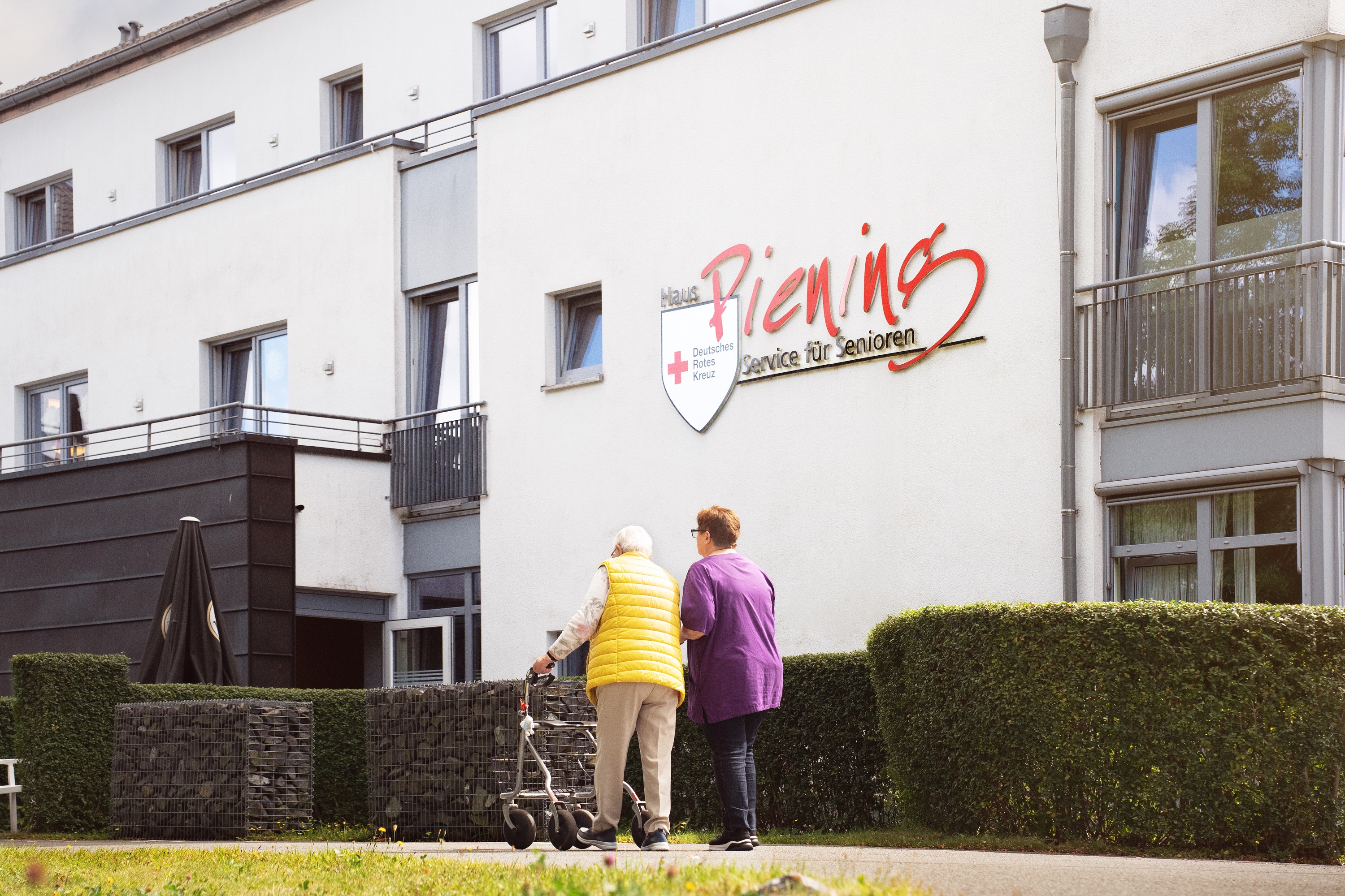 Die nächste Bürgersprechstunde des Bürgermeisters findet am Mittwoch, 9. September, ab 16.30 Uhr DRK Haus Piening in Suttrop statt Die nächste Bürgersprechstunde des Bürgermeisters findet am Mittwoch, 9. September, ab 16.30 Uhr DRK Haus Piening in Suttrop statt