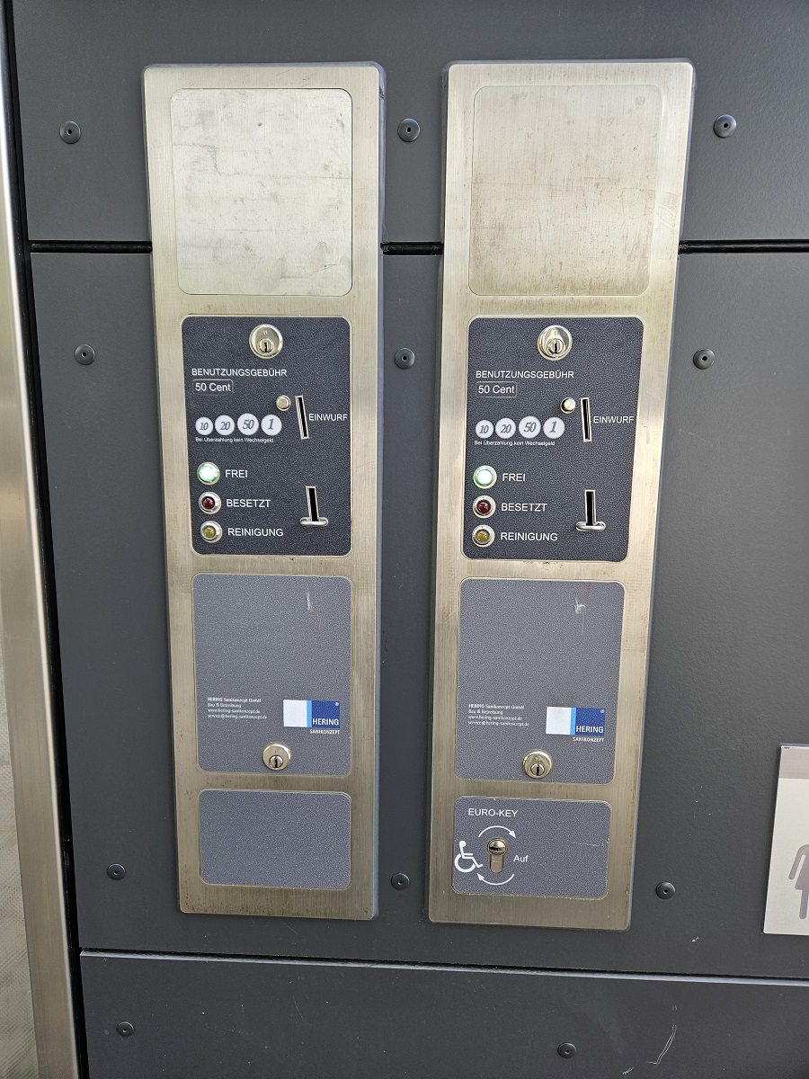 Vandalismus am Bargeldeinzahlsystem der Hygienestation ist wieder behoben, die Station ist betriebsbereit Vandalismus am Bargeldeinzahlsystem der Hygienestation ist wieder behoben, die Station ist betriebsbereit