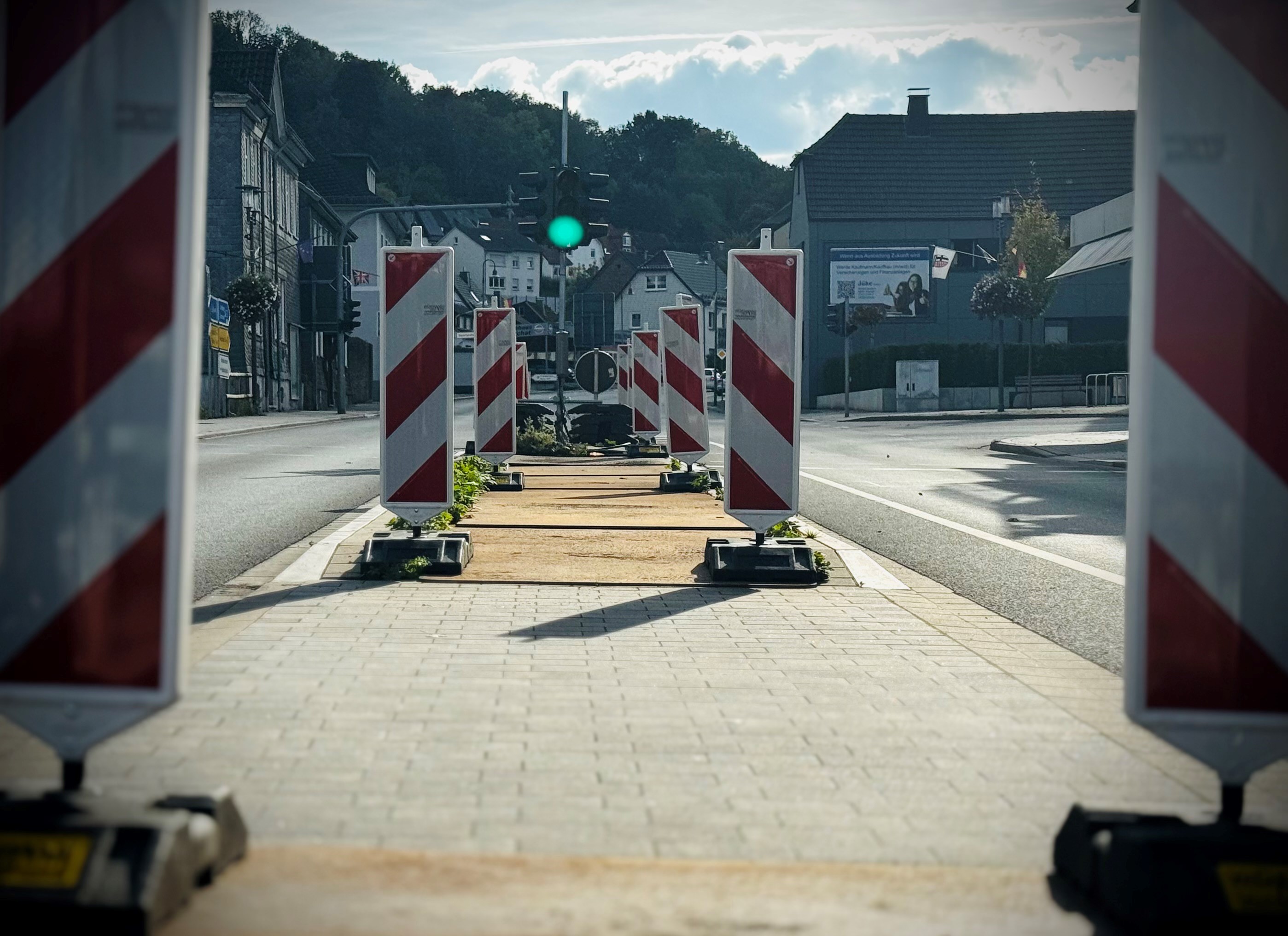 Unter anderem die Warsteiner Innenstadt wird am Montagabend, 5. Oktober, von einem Windkrafttransport passiert. Unter anderem die Warsteiner Innenstadt wird am Montagabend, 5. Oktober, von einem Windkrafttransport passiert.